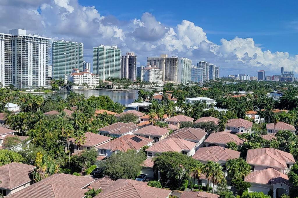 Ocean Reserve Sunny Isles 11Th Str-02330 Apartment Miami Beach Exterior photo